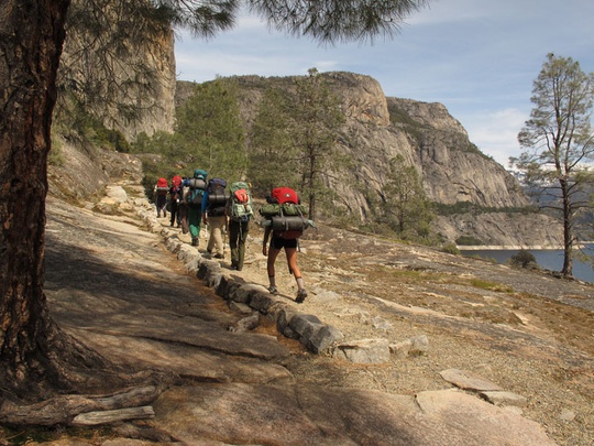 group hiking hetchy